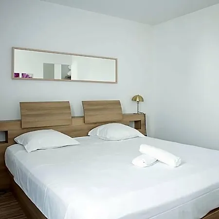 Teneo Bordeaux Aeroport Hotel 2*
